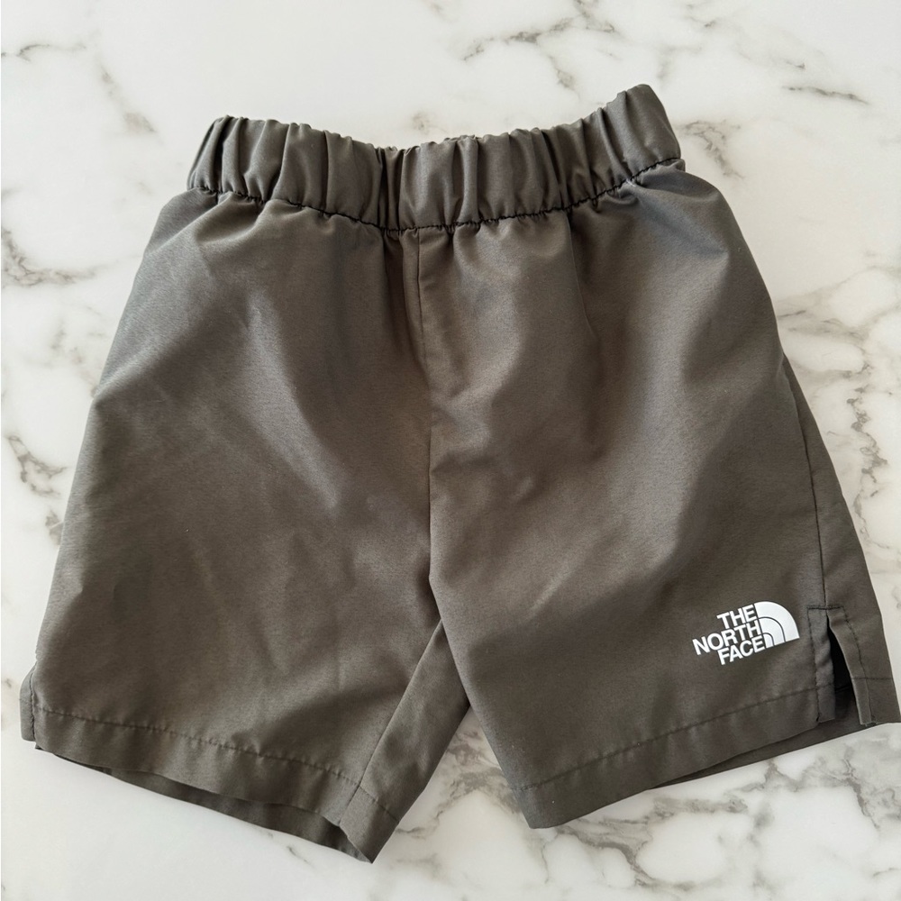 Boys Northface shorts